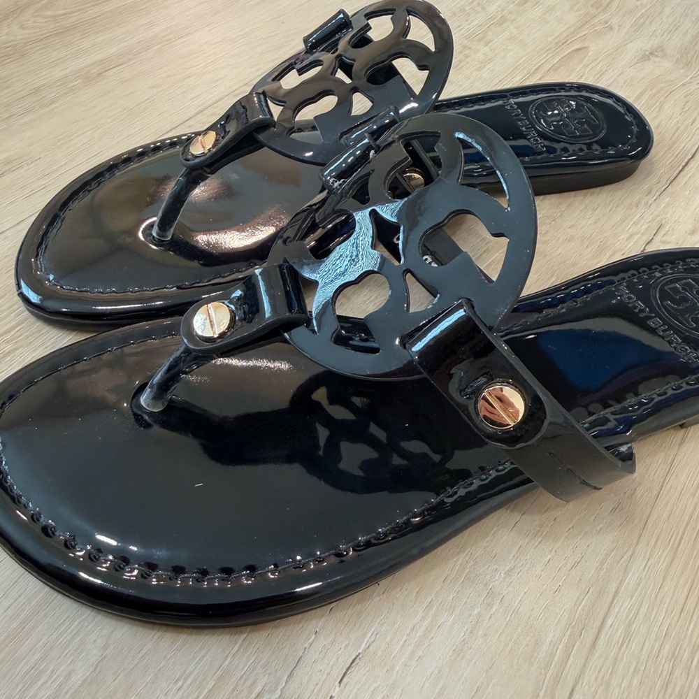 Tory Burch Black Patent Leather Sandals - Picture 7 of 7